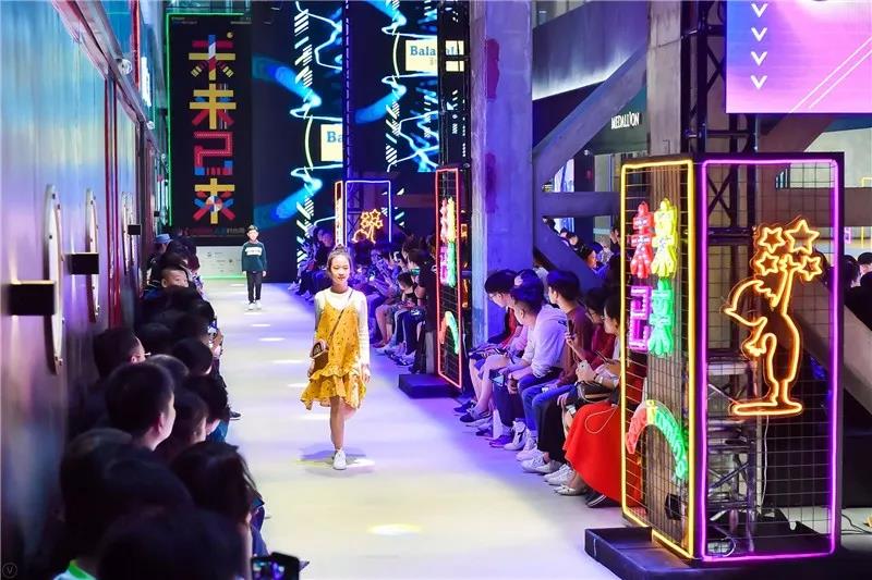 潮童星儿童模特们.jpg