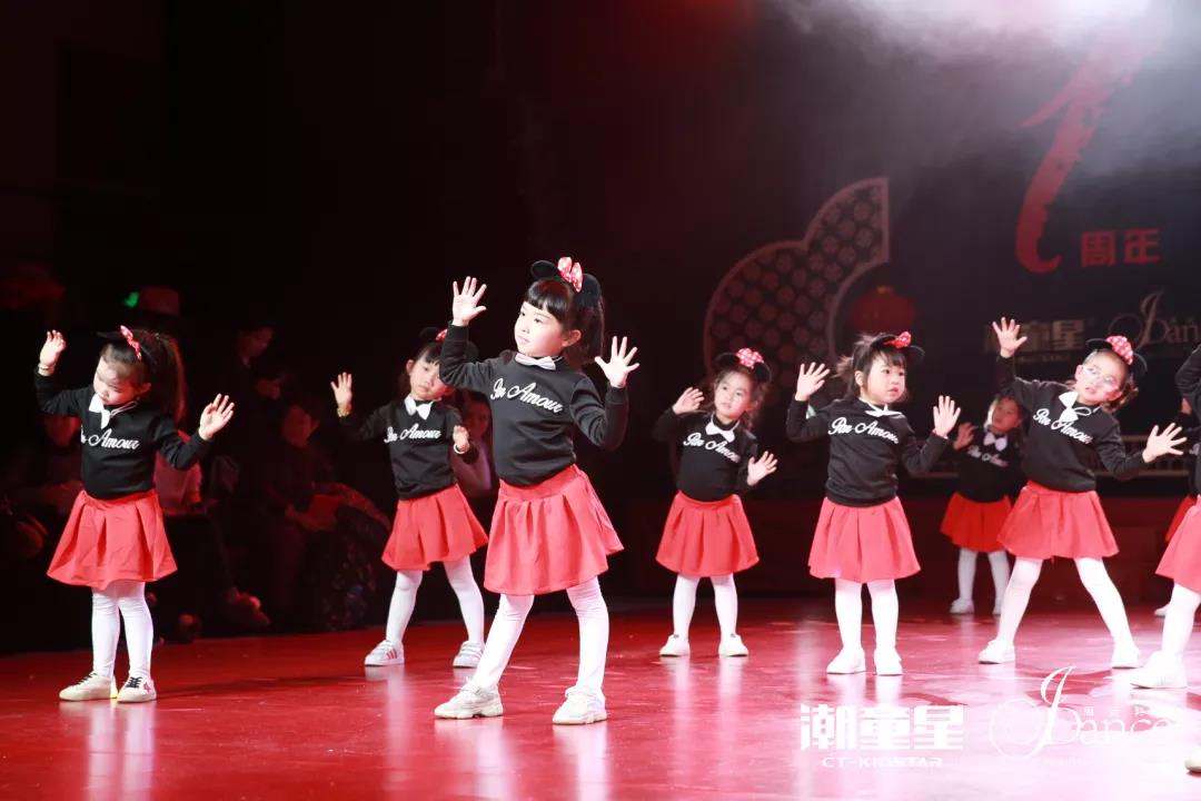 潮童星少儿模特们.jpg