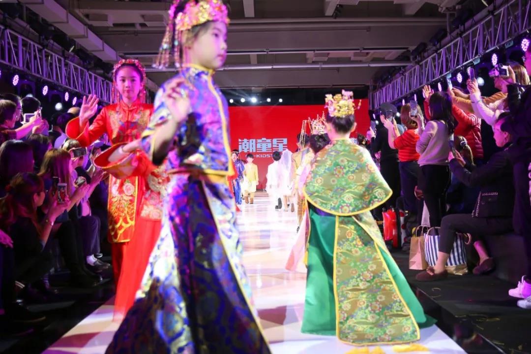 潮童星少儿超模们.jpg